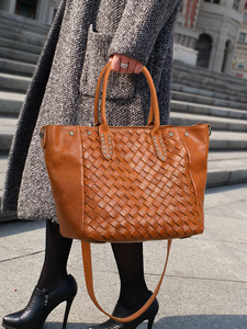 New Fashion Designer Crossbody <b>Bags</b> High Quality Genuine Leather Shoulder Messenger <b>Bag</b> Casual Totes Women Handbags and Purses - Product Image 2