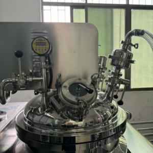 เครื่องผสมอิมัลซิไฟเออร์ทำจากสเตนเลสสตีล20L เครื่องผสมเครื่องสำอางมอเตอร์220V น้ำตาล - Product Image 2