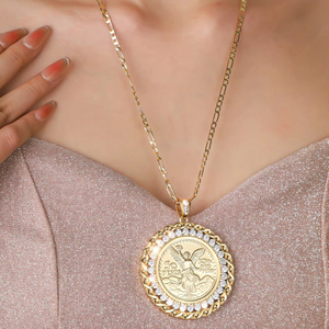 Joyería Religiosa Mexicana, Collar con Colgante de Moneda de 50 Pesos de la Diosa Libertad, Collar con Colgante de Moneda Chapado en Oro de 18K con Circonita - Product Image 1