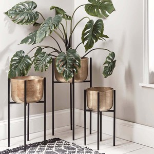 Juego de macetas decorativas para sala de estar, macetas de hierro de Metal para sala de estar, 2023 - Product Image 1