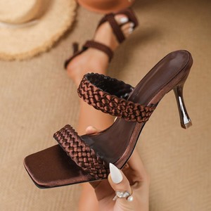 Sandalias de tacón de aguja con doble tira trenzada de satén y punta cuadrada para mujer, calzado de noche con tacón delgado tejido - Product Image 5