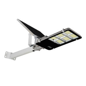 Nouveau fabricant de conception fournisseur en or <span class=keywords><strong>prix</strong></span> d'usine panneau solaire divisé de jardin lampadaires rechargeables de voie projecteurs - Product Image 2