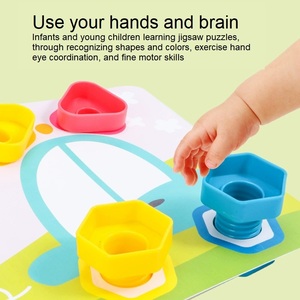 Gioco Educativo Montessori con Ingranaggi e Forme Geometriche, Blocchi Impilabili con Carte Abbinabili per Bambini in Età Prescolare - Product Image 3