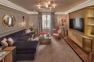 Ensemble de meubles en bois pour chambre d'<span class=keywords><strong>hôtel</strong></span> moderne cinq étoiles Mandarin Oriental <span class=keywords><strong>Paris</strong></span> pour projet hôtelier de luxe - Product Image 6