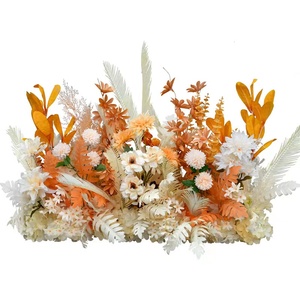 Vente en gros <span class=keywords><strong>2022</strong></span> fleur de guidage artificielle <span class=keywords><strong>rouge</strong></span> chaud pour Arrangement de salle de mariage rangée de fleurs décoratives au sol - Product Image 1