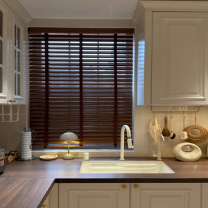 Ensemble de <span class=keywords><strong>cuisine</strong></span> modulaire classique YALIG en bois massif durable, <span class=keywords><strong>prix</strong></span> direct usine exclusif, aménagement personnalisé - Product Image 4