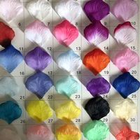 100 pétales de rose rouge artificiels pour mariage, fête, anniversaire et fêtes - Noël, Pâques, rentrée scolaire