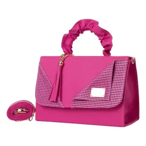 Bolso de Mano Elegante para Mujer Fana Mirta, Hecho a Mano, Forrado en Seda, con Correa de Cadena y Cierre Rectangular con Bordado - Product Image 3