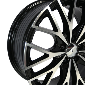 Rines de Repuesto Hellcat Electrochapados 16*7.0 PCD 4/5-100-114.3 en Negro Hiperbrillante - Product Image 5