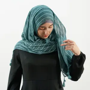 Hot Sale Desingners Hand-dyed Muslim Knitted Shawl Cotton Hijab Jersey Tassels Turbans Viscose Scarfs For Women Stylish Custom