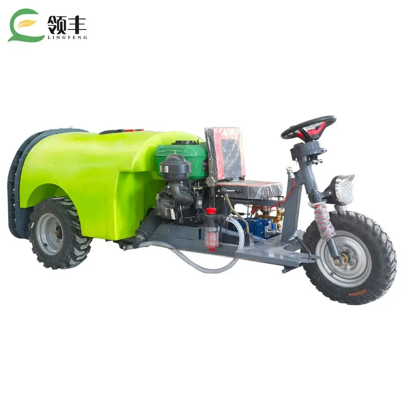 Machine de pulvérisation de type Ride verger agricole pour la prévention et le contrôle des maladies et des ravageurs des vergers