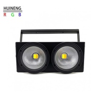 Prix d'usine Offre Spéciale 2 yeux RGBW COB Blinder avec bande lumineuse à LED pour théâtre Studio boîte de nuit événement sur scène