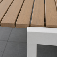 Table de jardin extensible avec plateau en lattes de bois et structure en aluminium blanc, mobilier de patio pour jardin