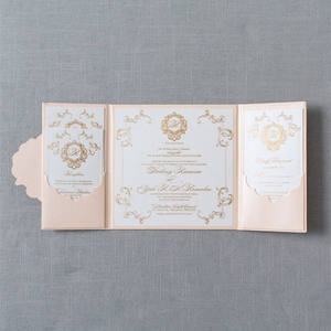 Inviti di Nozze di Lusso con Copertina Rigida e Tasche, Decorati con Motivi Romantici - Product Image 2