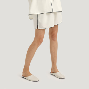 Benutzer definierte Sommer Satin Pyjamas Solid Nachtwäsche Frauen Kontrast Paspel Bluse & kurze Hosen Luxus Seide Pyjamas Frauen - Product Image 6