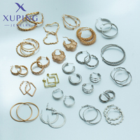 XUPING Joyería al por Mayor Bañado en Oro Geométrica Minimalista Aretes de Aro Lisos Grandes y Pequeños de Moda para Mujer