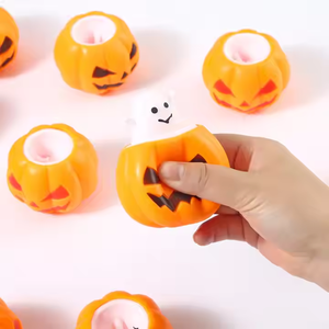 Tasse Citrouille Anti-Stress TPR Amusante et Nouveauté pour Halloween, Jouet de Décompression pour Enfants Garçons et Filles - Vente Chaude - Product Image 5