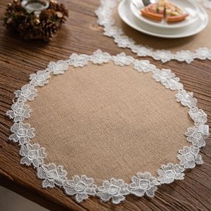 Drapeau de table tissé de style américain moderne Décoration de fête en jute naturelle Rime brodée en dentelle pour salle à manger Serviette de couverture de couloir - Product Image 2