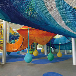 Filet d'escalade pour enfants en plein air en nylon résistant aux UV, tissé à la main, arc-en-ciel, design personnalisé, capacité maximale de 20+ pour la communauté - Product Image 4