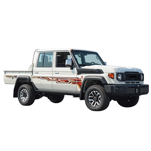 Tem dán xe ô tô, xe máy, xe tải cao cấp, chất liệu PVC chống nước, in logo tùy chỉnh, bán buôn số lượng lớn, chất liệu vinyl, bảo hành 3 năm - Product Image 2