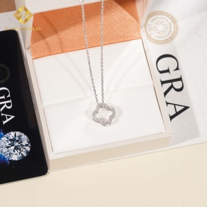 Collier en argent sterling 925 avec pendentif trèfle, vente chaude, moissanite, testeur de diamant, collier trèfle, bijoux pour femmes - Product Image 2