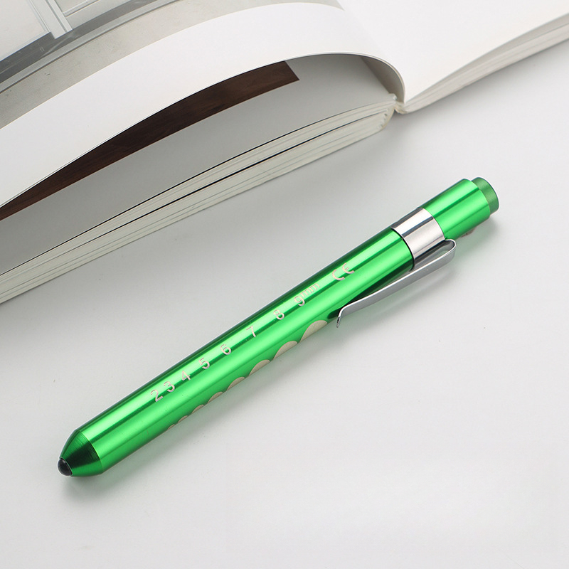 Luz blanca (apariencia verde)