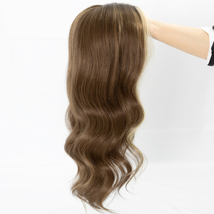 Perruque en cheveux naturels Stock Money Piece, brun caramel balayage avec mèches qui encadrent le visage, dentelle HD 5x5, nœuds simples invisibles - Product Image 4