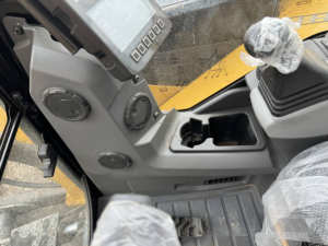 Miniexcavadora Usada de Bajo Costo 306E de 6 Toneladas para Construcción y Demolición - Product Image 4