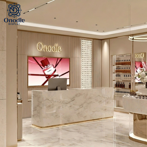 Étagères d'Affichage <span class=keywords><strong>de</strong></span> Parfums Sur Mesure Meubles Vitrine LED | Conception et Décoration d'Intérieur <span class=keywords><strong>de</strong></span> Magasin <span class=keywords><strong>de</strong></span> Parfums Clé en Main Support <span class=keywords><strong>de</strong></span> Présentation <span class=keywords><strong>de</strong></span> Parfums - Product Image 4