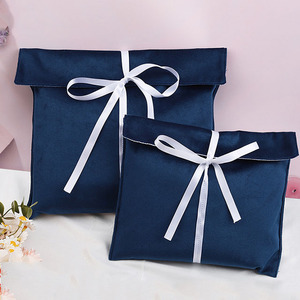 Fashion Velvet Envelope <b>Bag</b> Portable Ribbon Luxury Custom Logo Reusable Luxury Soft Velvet Wedding Gift <b>Packaging</b> <b>Bag</b> - Product Image 5