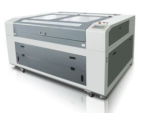 Machine de gravure et de découpe laser Liaocheng 1390 80w 100w 130w 150w Lame Table de travail en nid d'abeille Mise au point automatique - Product Image 1