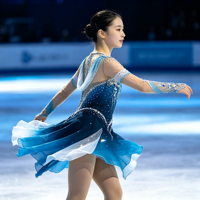 Robe de patinage artistique à manches longues et dos nu, dégradé bleu et blanc, avec strass en maille pour enfants et adultes, pour les compétitions sur glace
