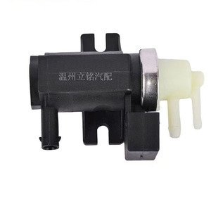 Vanne solénoïde de commande Turbo Boost A0101531328 pour véhicules utilitaires moyens Mercedes-Benz - Product Image 1