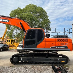 2024 Original Japan Doosan DX300LC-9C 30Ton Crawler Hydraulic 1.5m³ Bucket Low Hours Used Excavator for Construction - Product Image 6