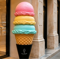 Sculpture décorative en forme de cornet de glace : Illuminez votre espace avec des designs créatifs, durables et accrocheurs