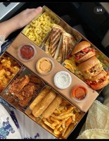 Maßgefertigter Biologisch Abbaubarer Lebensmittelbehälter Takeout Fast-Food Gebratenes Hähnchen Papierbox Mit Saucenbecher Dip-Becher Getränkehalter