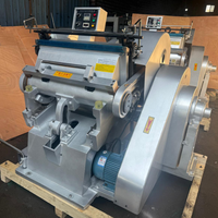 Machine de découpe, gaufrage et rainurage à prix abordable pour carton ondulé, modèle Dominator