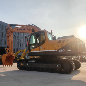 Excavatrice sur chenilles HYUNDAI R 220LC-9S d'occasion, 22 tonnes, pour travaux de terrassement intensif, R210LC-9 R225LC-9S R230LC-9S, équipement de travaux publics, exportateur - Product Image 2