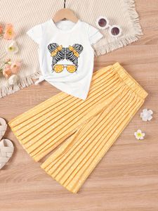 طقم ملابس صيفي للبنات الصغار والرضع من قطعتين مكون من قميص وبنطلون لعام 2023، مناسب لعمر 6-7 سنوات - Product Image 4
