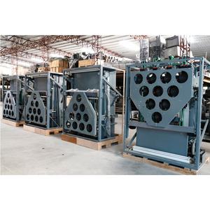 Dispositif d'intérieur pour aire de jeu, lot de roulettes synthétiques, matériel de coupe - Product Image 2