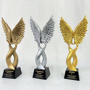 <span class=keywords><strong>Ali</strong></span> d'oro dei sogni <span class=keywords><strong>di</strong></span> cristallo resina <span class=keywords><strong>aquila</strong></span> trofeo premio Trophis con Base nera MH-NJ0794 - Product Image 3