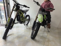 2025 Promotion vélo électrique pas cher Dirt Bike 5kw Sur Ron 50.4v 25ah Surron Hyber Bee pour adolescents