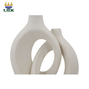 Juego de 2 Jarrones de Cerámica Irregulares Personalizados, Estilo Nórdico Moderno, con Esmalte Arenado, Decorativos para Mesa de Sala de Estar - Product Image 3