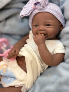 Muñeca <span class=keywords><strong>Reborn</strong></span> Negra de 18 Pulgadas, Muñeca de Silicona a la Moda, Realista, Afroamericana, Recién Nacida, Hecha a Mano, Cuerpo Suave y Ponderado - Product Image 4