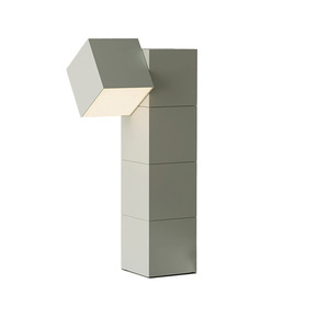 La <span class=keywords><strong>lampada</strong></span> da tavolo creativa e minimalista con blocchi da costruzione dal design semplice dona luminosità e ordine alla camera da letto - Product Image 1