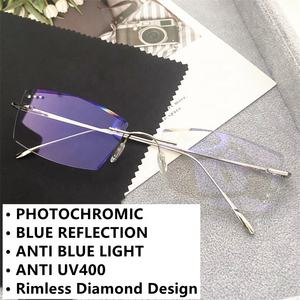 <span class=keywords><strong>Lunette</strong></span> photochromique <span class=keywords><strong>pour</strong></span> <span class=keywords><strong>femme</strong></span>, <span class=keywords><strong>petit</strong></span> rectangle, diamant, alliage sans cadre, verres à changement de couleur - Product Image 2