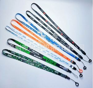 สายคล้องคอผ้าซาตินแบบถอดได้ พิมพ์ลายโลโก้ตามสั่ง พร้อมห่วงยางซิลิโคน - Product Image 2