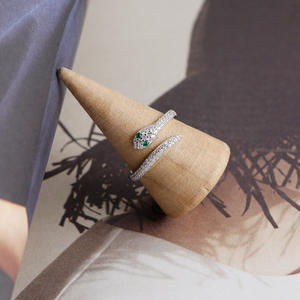 Anelli di diamanti in zircone in argento 925 alla moda Unisex anello in oro serpente all'ingrosso - Product Image 6