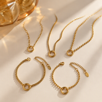 Collier pendentif double anneau géométrique en acier inoxydable pour femme, chaîne minimaliste à cercles entrelacés, personnalisable OEM