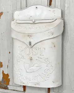 Состаренный белый декоративный комнатный почтовый ящик с крышкой для украшения дома и сада